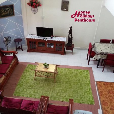 Honey Holiday Penthouse Villa Tanah Rata Exterior photo